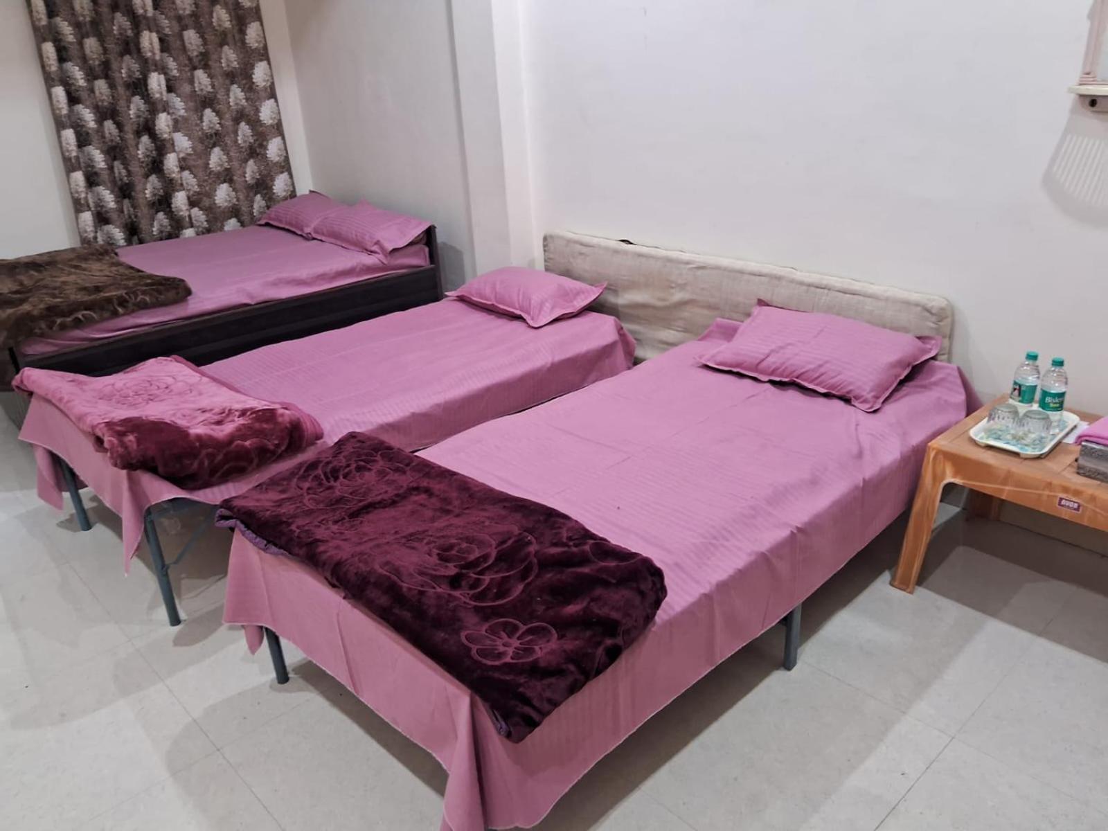 Sangam Vatika Home Stay Аллахабад Экстерьер фото